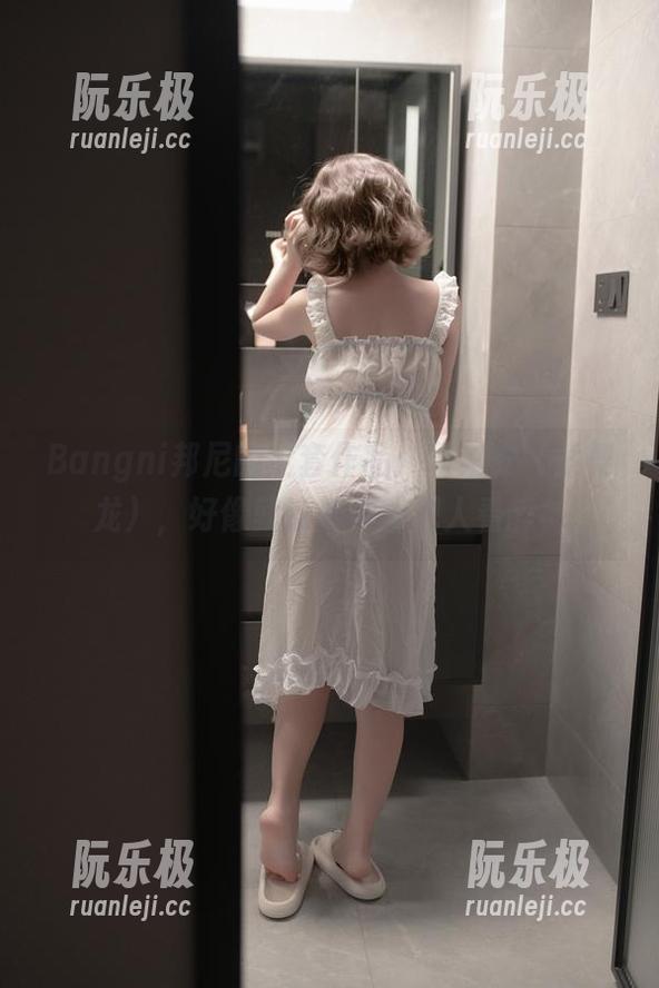 Bangni邦尼 Bangni邦尼的全套作品:印第安(紫舞龙),好像就这舞姿能把人看醉!
