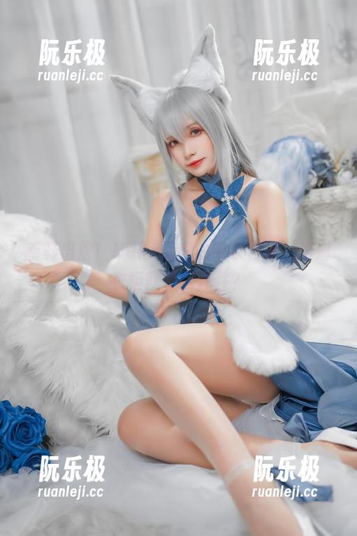 Neko薇薇 新鲜出炉!Neko薇薇的毛衣合集,难道衣柜就差这几件?