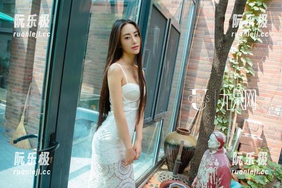 UGirls尤果网-田熙玥 UGirls尤果网 - 听说田熙玥的礼服图包,居然有超出想象的分享?