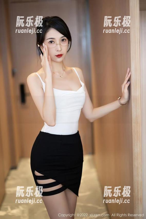 Xiuren秀人网-七七kiko Xiuren秀人网 - 一定得看七七kiko的全套图集,信我,保证不后悔。