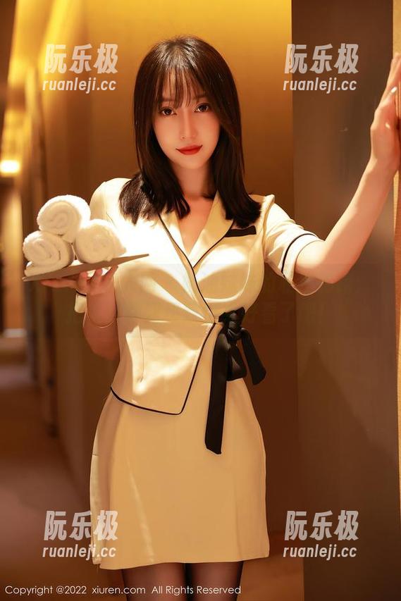 Xiuren秀人网-奶油妹妹 Xiuren秀人网 - 奶油妹妹的私拍秘籍:把美腿摆到极致也太好看了吧!