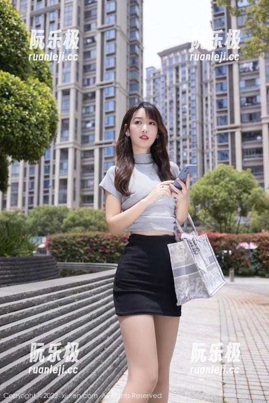Xiuren秀人网-晚苏susu Xiuren秀人网 - 晚苏susu泳衣写真合集——如果不让我点评也没关系,看着开心最重要!