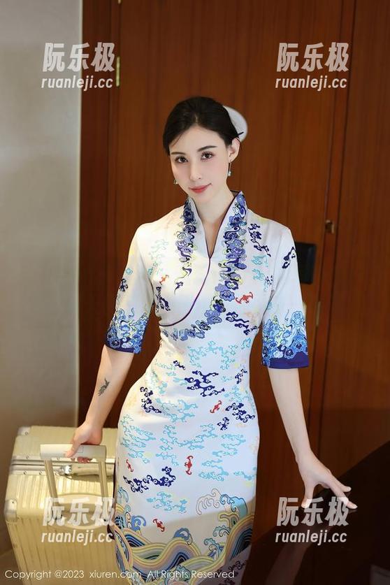 Xiuren秀人网-蕊蕊ruirui Xiuren秀人网 - 蕊蕊ruirui的写真集——连天使都得跳围巾?原图来一发吧