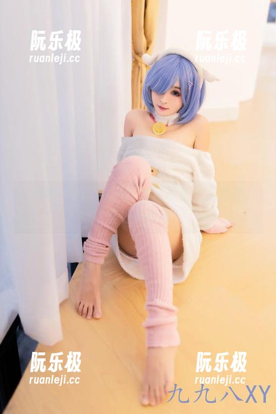 九九八吖 褒贬参半的九九八吖套装写真,下载吧,就当是来瞅瞅。