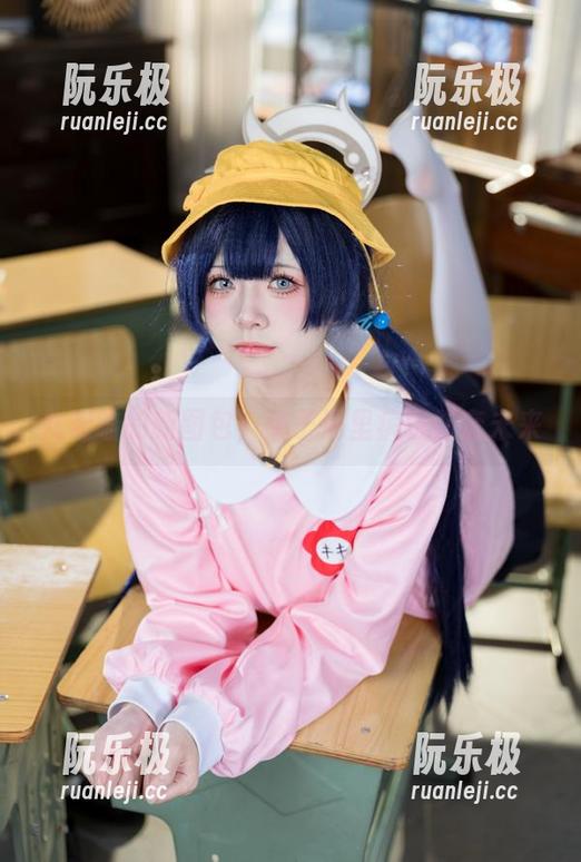 九柒喵 九柒喵的新图包,兔子洞里疯玩初音未来
