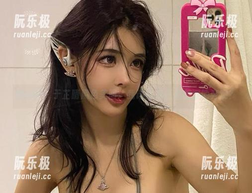 于芷晴 微密圈 - 于芷晴黑色美图:我该直视还是羞涩地旁观?