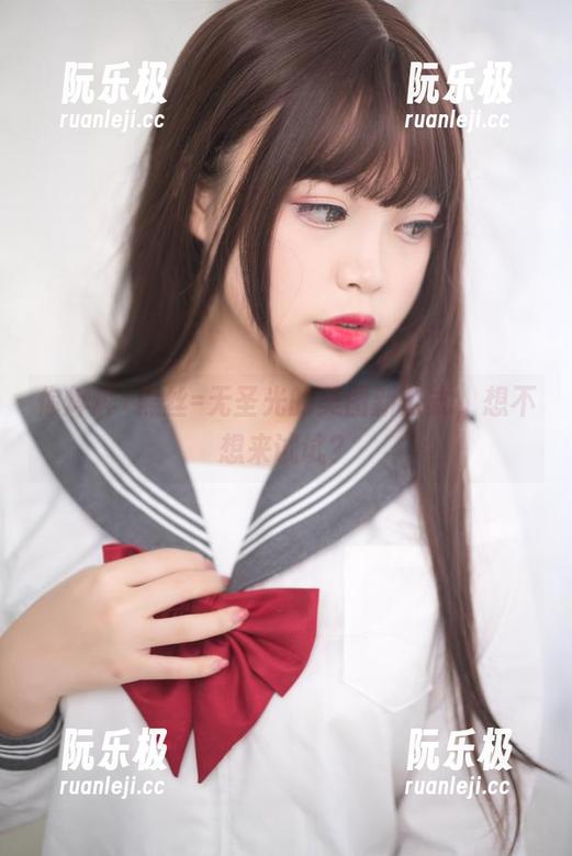 你烨烨+黑丝=无圣光的美图新公式，想不想来试试？