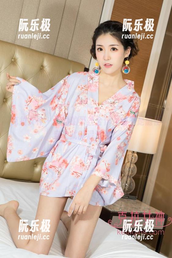 克拉女神 - 汤怡的蕾丝合作，绝不是随便穿上就能混过的。
