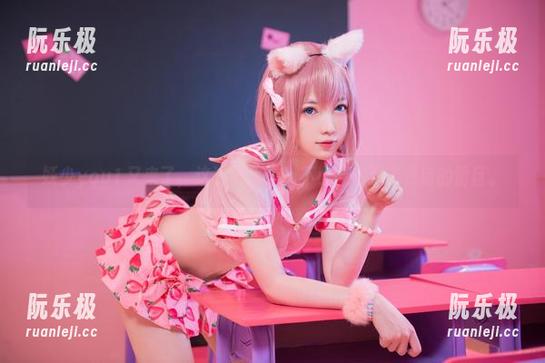 妖少you1 妖少you1又来了,这次裸足cos不小心踩到了更新的雷区。