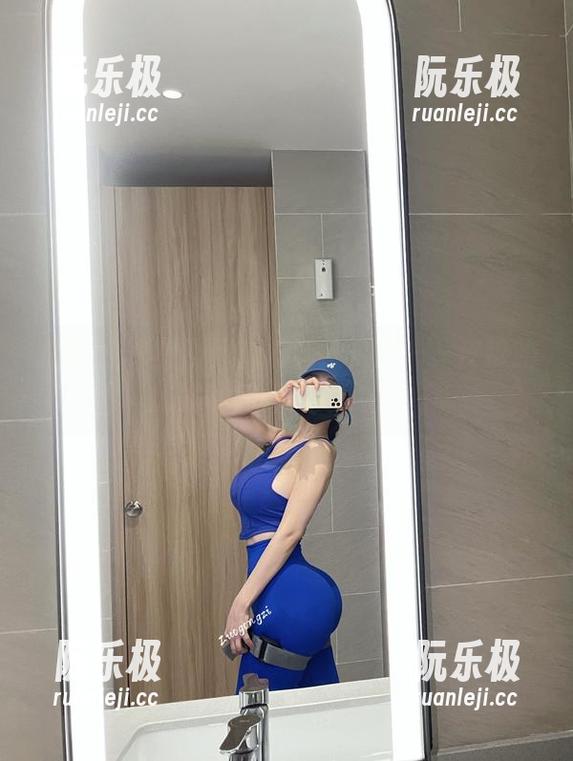 左公子666 微密圈 - 左公子666私拍资源——皮带的撩人功力,太过了吧!
