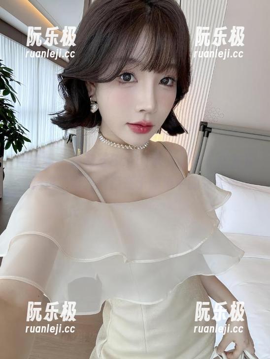 徐莉芝Booty 微密圈 - 徐莉芝Booty私人图集《女友》,精选了那种只存在于脑海中的完美形象。