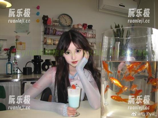 怡子yiii 怡子yiii的樱花限定真心让人难以自拔,图片看得我眼都花了。