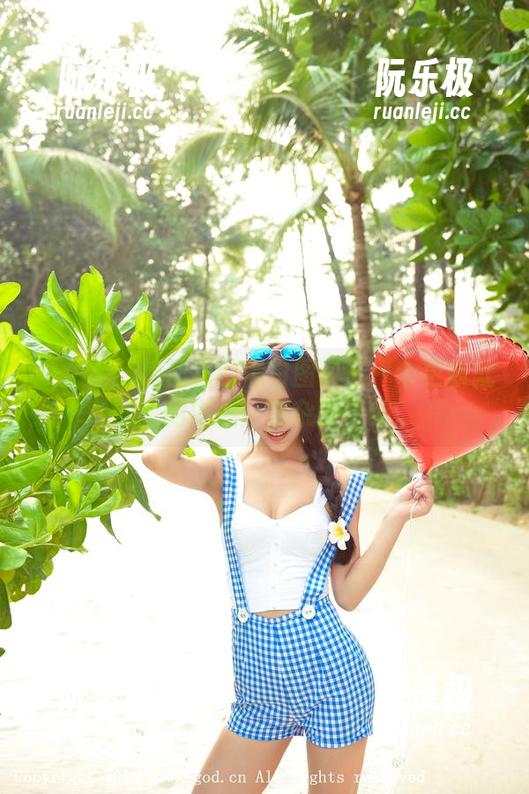 推女神 - 绮里嘉的黑白图包！一个更新就像我的内心：复杂而错综。