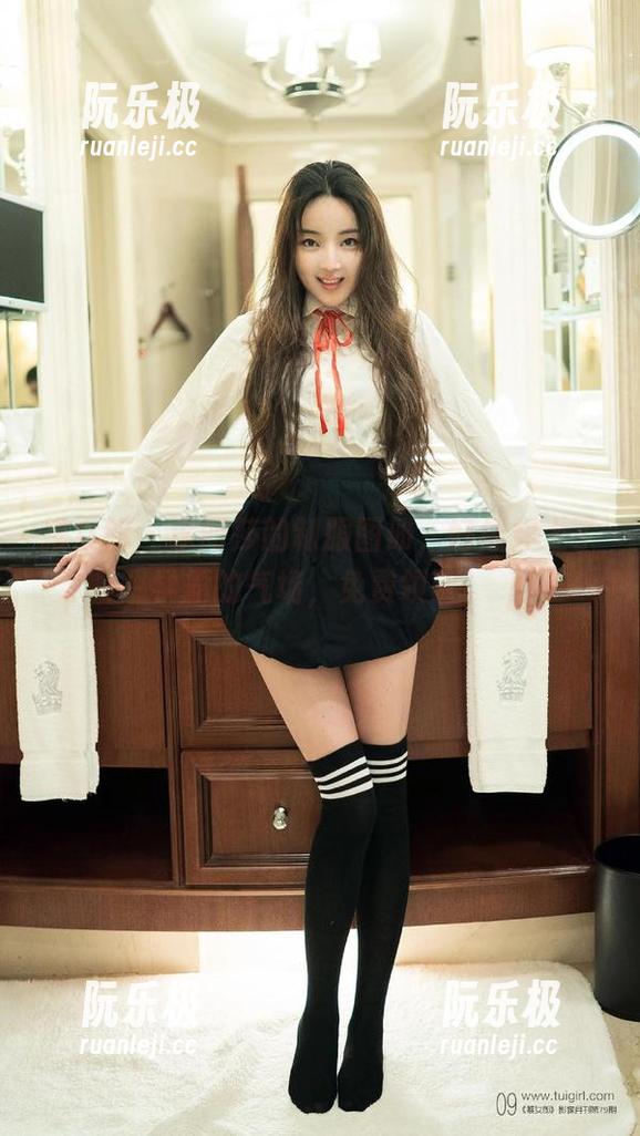 推女郎-李丽莎 推女郎 - 李丽莎的制服图册,好像穿上了学霸的气场,免费领取!