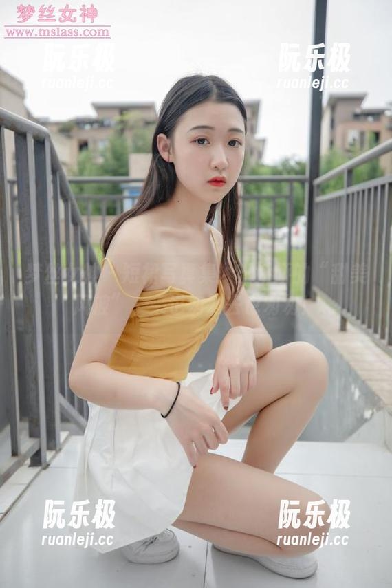 梦丝女神-王娇娇 梦丝女神 - 短裙写真集:王娇娇的“甜美风波”,来也匆匆去也匆匆!