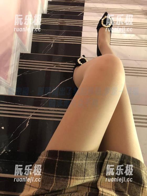 梦里一只喵 微密圈 - 原图超出了我的预期,梦里一只喵的泳池与众不同