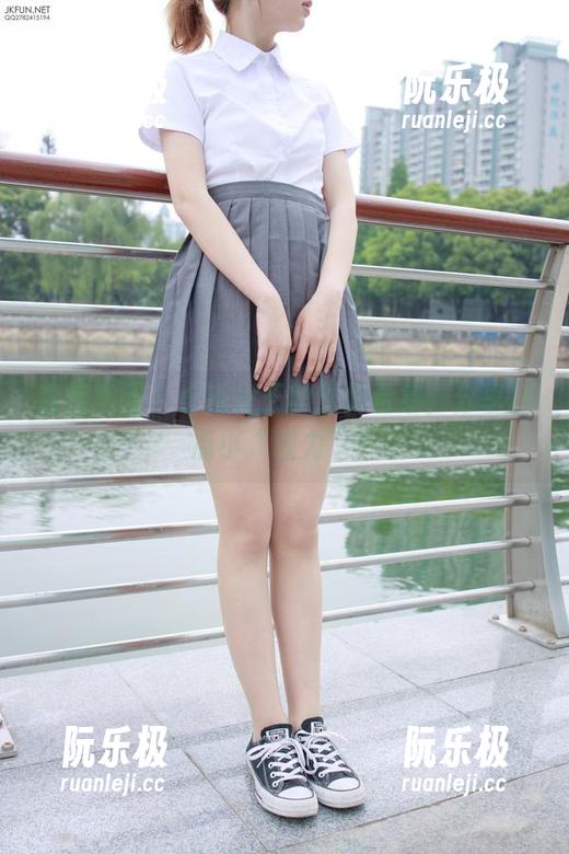 森萝财团-小夜 森萝财团 - 小夜女王的别样合集,分享那点小“权力”!