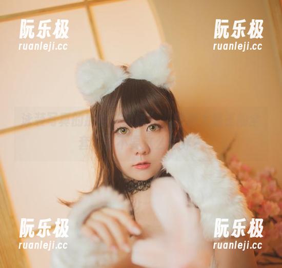 甜糖大魔王 泳装写真的那种“甜腻”,甜糖大魔王的全套,要不要这么会穿?