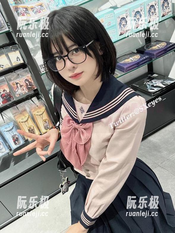 眼酱大魔王w 脚步轻轻:眼酱大魔王w的私拍黑丝楼梯道,藏着哪些资源呢?