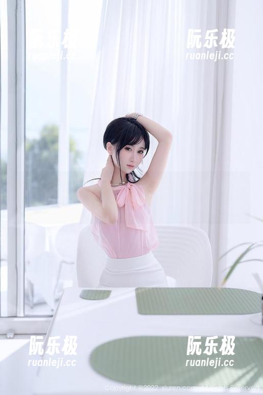 秀人网-优琪琪子yuki 秀人网 - 婚纱合集:当优琪琪子yuki化身私房图集的女主,你看得到那背景吗?