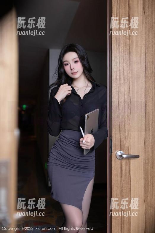 秀人网-周思乔Betty 秀人网 - 怎样才能把周思乔Betty的海边写真从网盘里挖出来,让我仔细品味?
