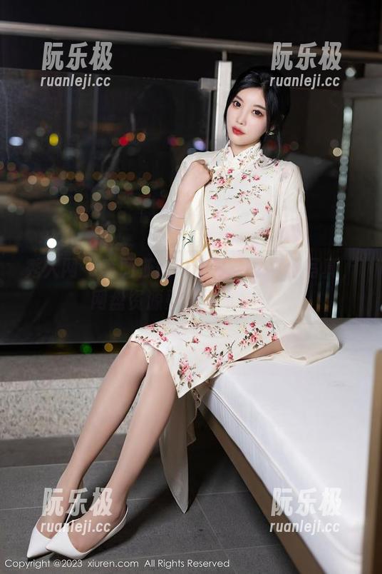 秀人网-李丽莎 秀人网 - 李丽莎的新尝试:水手服写真,网盘资源更新得飞快啊。