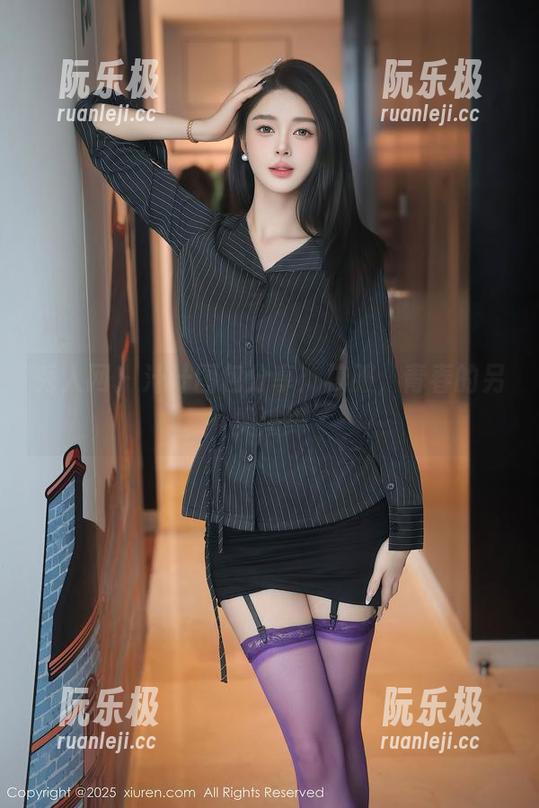 秀人网-汁汁 秀人网 - 汁汁图包分享:校服,青春的另类演绎