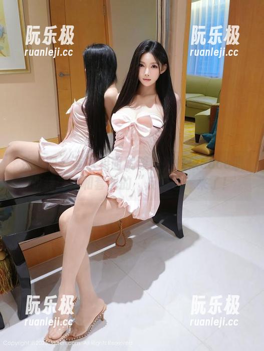 秀人网-赵惟依coco 秀人网 - 首次见面就酸!赵惟依coco职业装美图和套图的“反应包”来了!