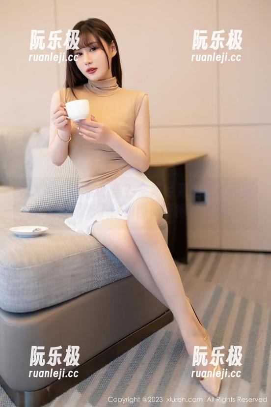 秀人网-金妍兮 秀人网 - 你信不信?金妍兮穿上那红裙整个人都闪光了!原图,可得下载呀。