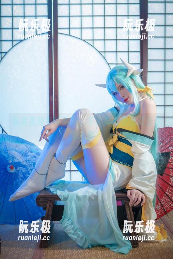 羊大真人 私房里的吊带时刻,羊大真人原图直击你的心扉?