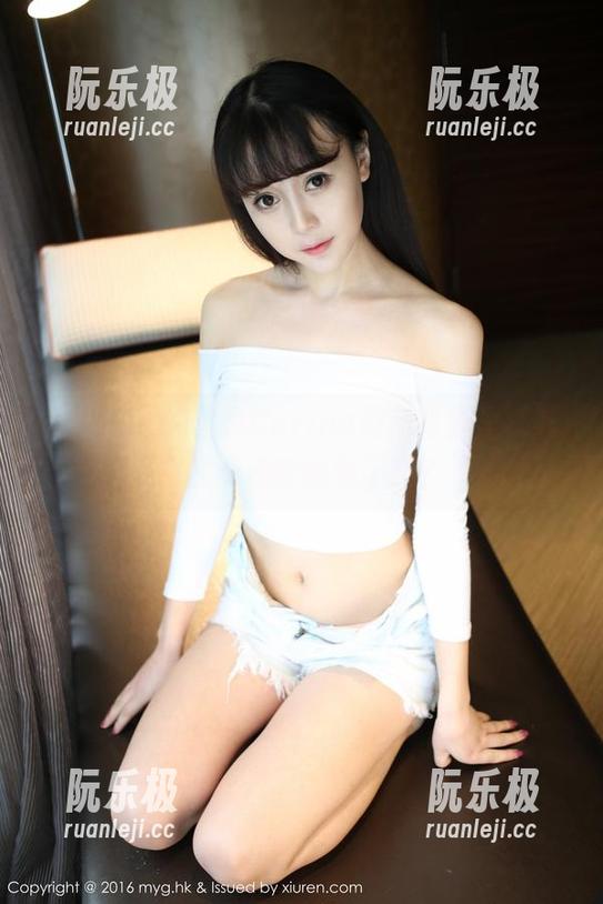 美媛馆-绮里嘉Carina 美媛馆 - 绮里嘉Carina最新写真里,礼服的灵魂呼唤到了吗?