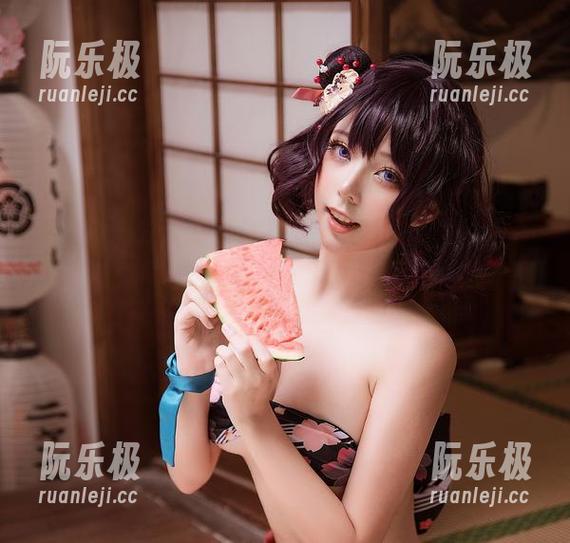 菌烨tako 注:如果天使都能换衣服,菌烨tako的高清图册想必是个百变魔术。