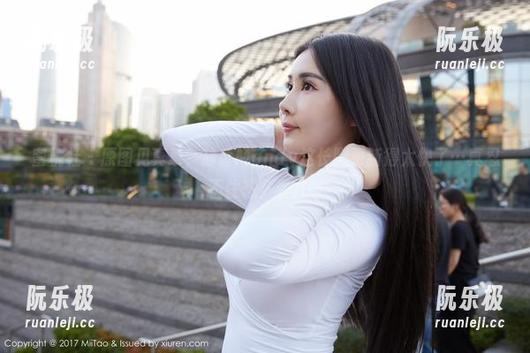 蜜桃社-静香Mandy 蜜桃社 - 原图见真章,静香Mandy这长腿更新得太快了…真忍不住想多看几眼