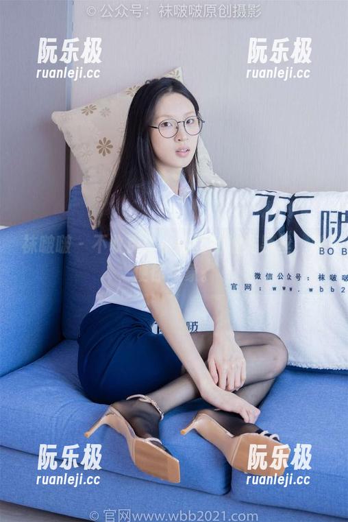 袜啵啵-小甜豆 袜啵啵 - 不收费!小甜豆的油亮黑丝,随便你想象。