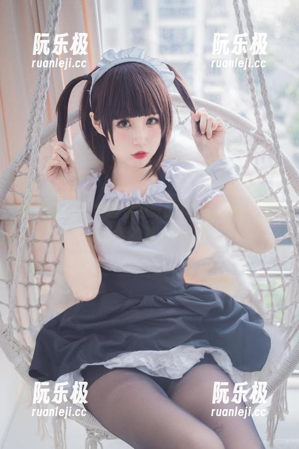 西园寺南歌 最近迷上了西园寺南歌的美图,少女款的写真真的是太好看!