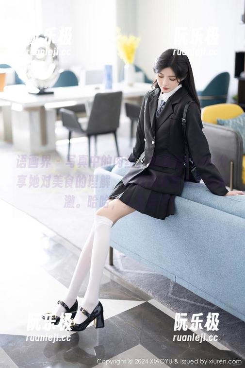 语画界-杨晨晨Yome 语画界 - 写真中的肉丝,杨晨晨Yome分享她对美食的理解,影像和味觉的双重刺激。哈哈,人生真好!