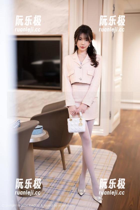 语画界-程程程 语画界 - 程程程的魔法美图,脚步轻盈的图集在等你哦!