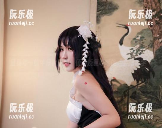 里见年一 里见年一的牛仔裤图册:值得反复咀嚼的“穿搭哲学”