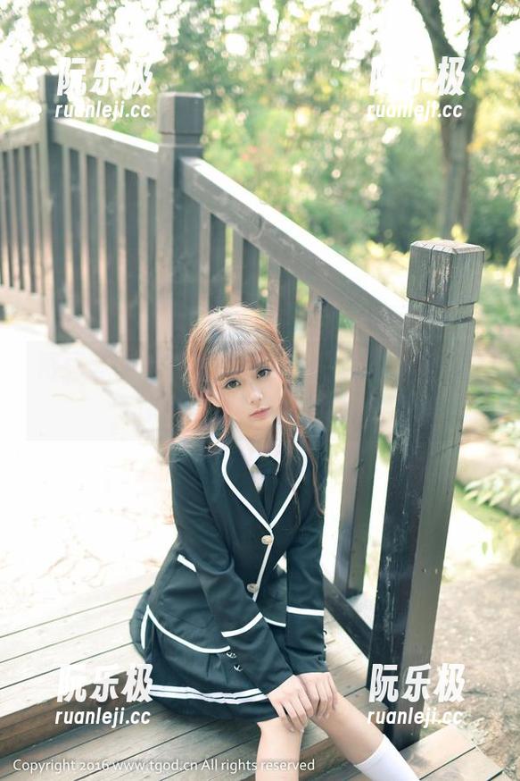 青豆客-绮里嘉ula 青豆客 - 绮里嘉ula和她的双人写真,带你分享各种微妙的纠缠